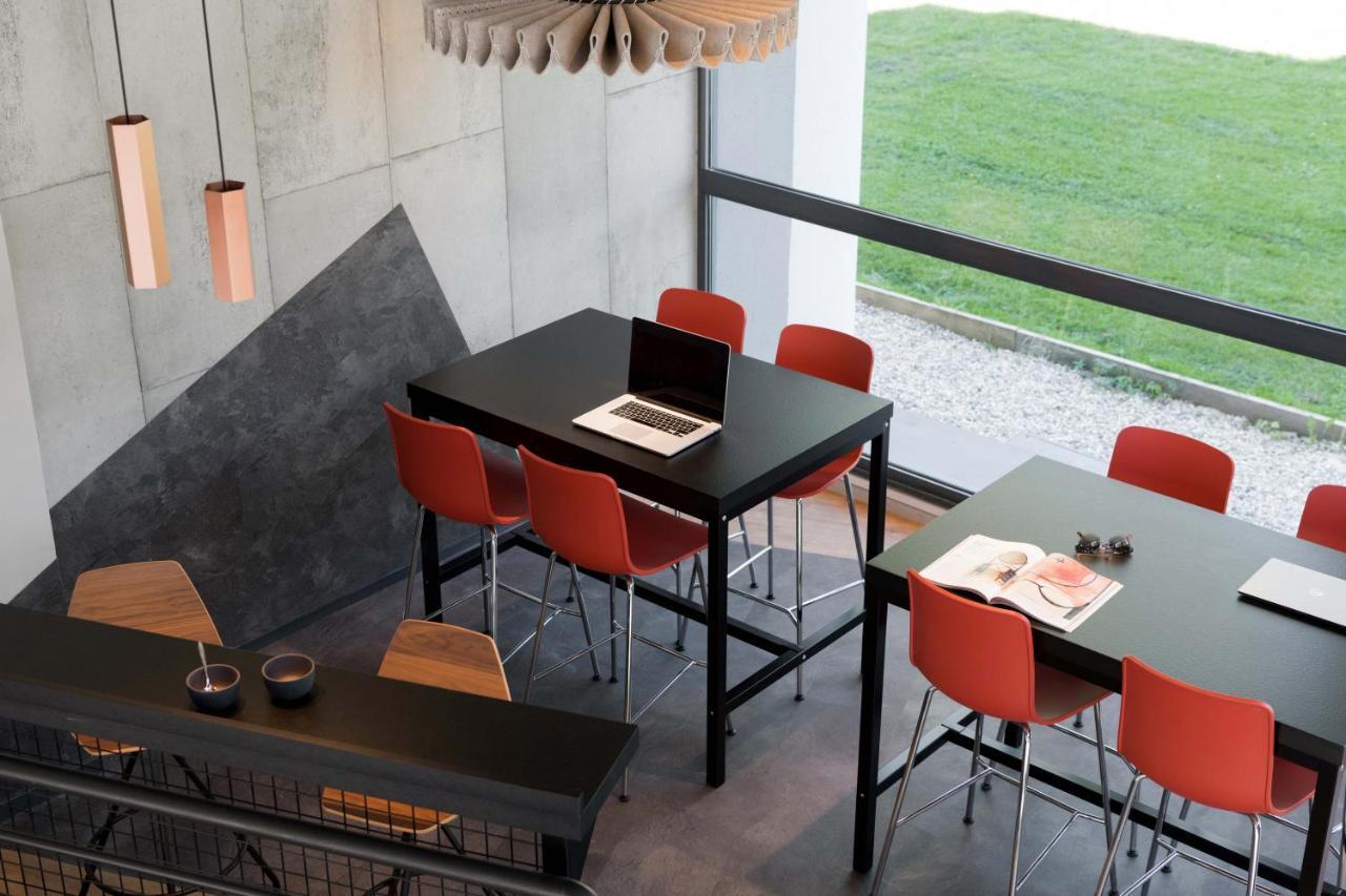 Hotel Ibis Annecy - Cran-Gevrier Exterior foto