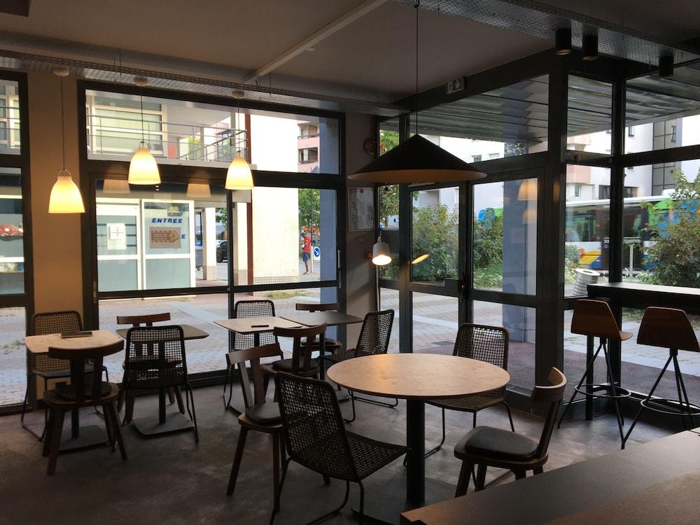 Hotel Ibis Annecy - Cran-Gevrier Exterior foto